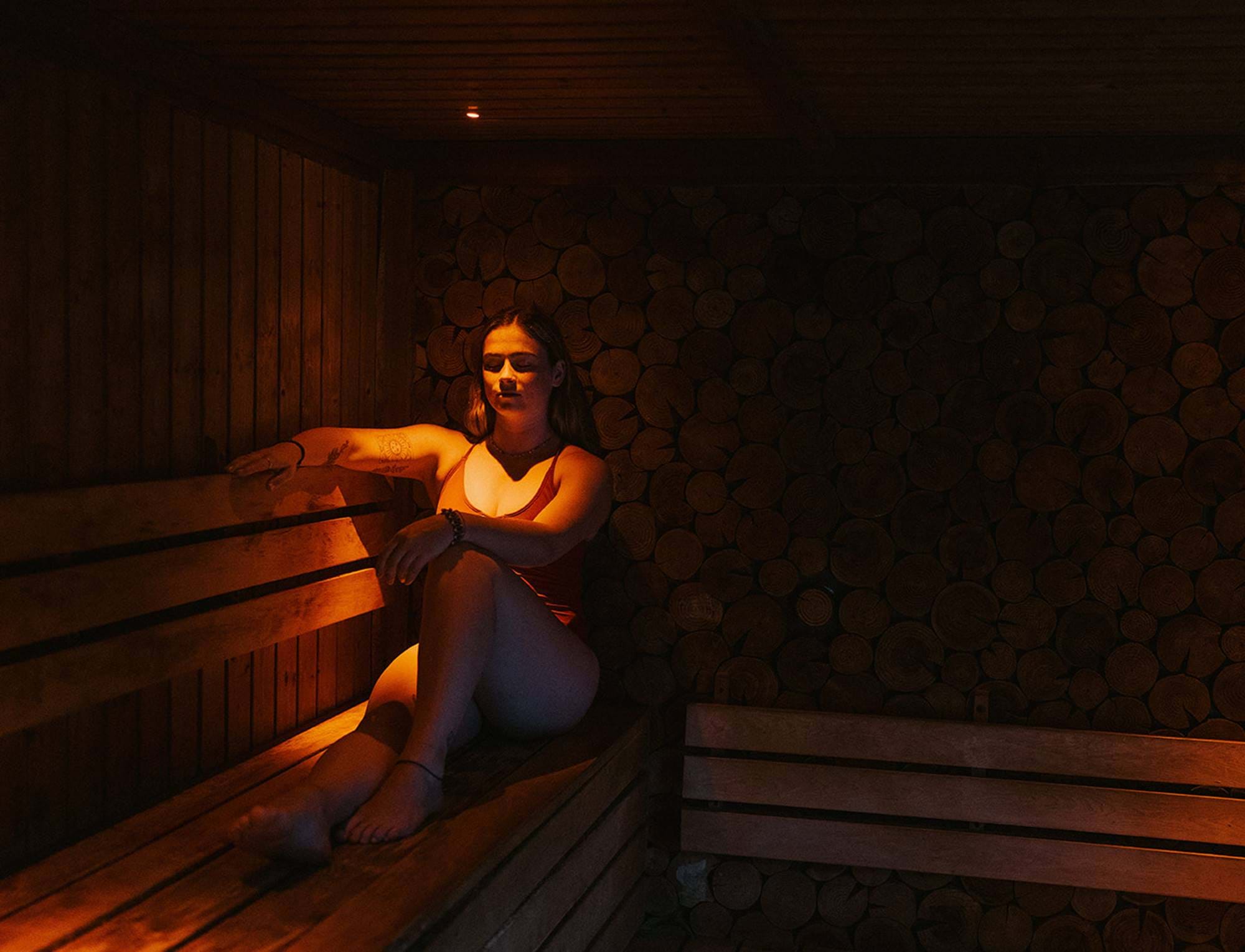 girl in sauna